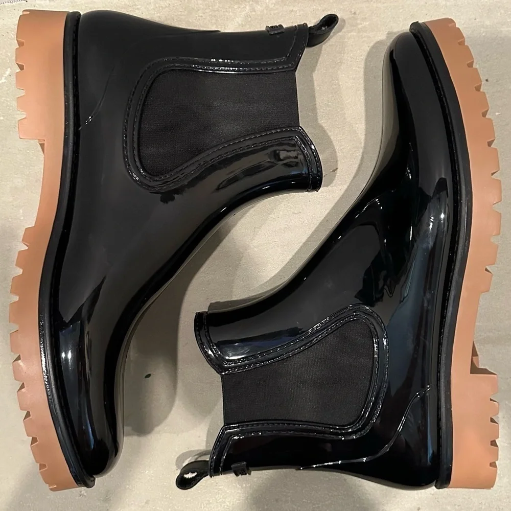 Vince Risa Gum Chelsea Boot Rainboot Glossy Black Slip On Women’s 10